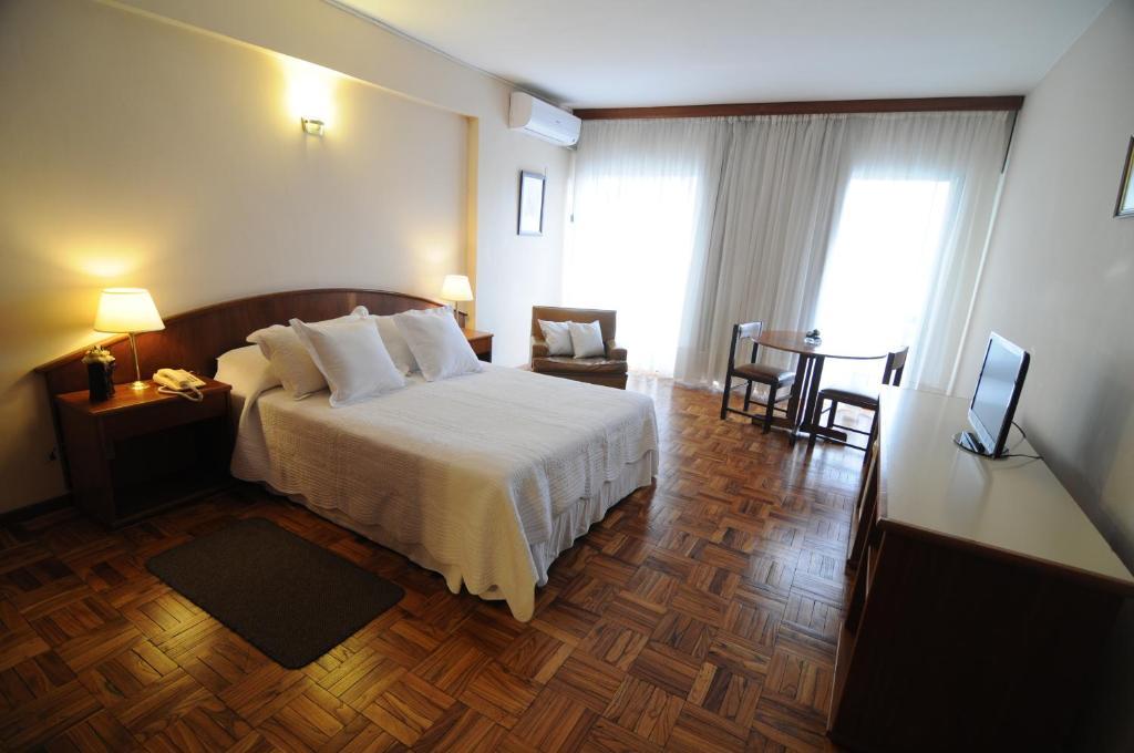Hotel Los Cedros Salto Habitación foto
