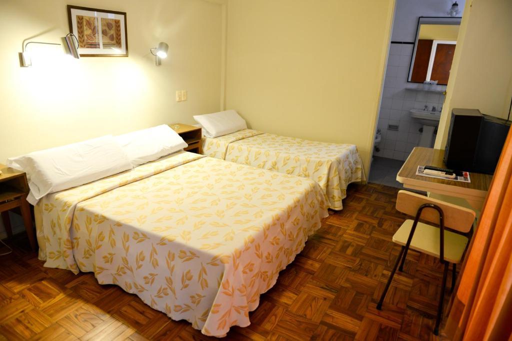 Hotel Los Cedros Salto Habitación foto